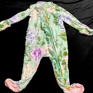 Posh peanut 0-3 ruffle bottom sleeper